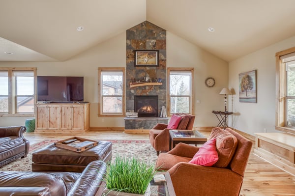 Living Room with Fireplace