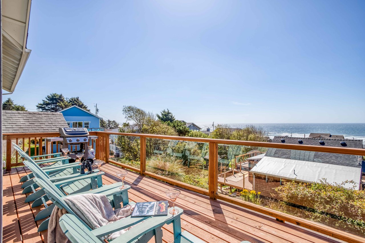 Upper Deck with Ocean View and Seating