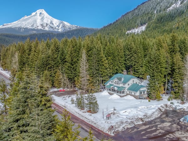 Chinook Lodge on Mt Hood