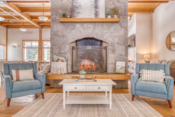 Chinook Lodge fireplace