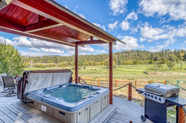 Hot Tub with amazing view