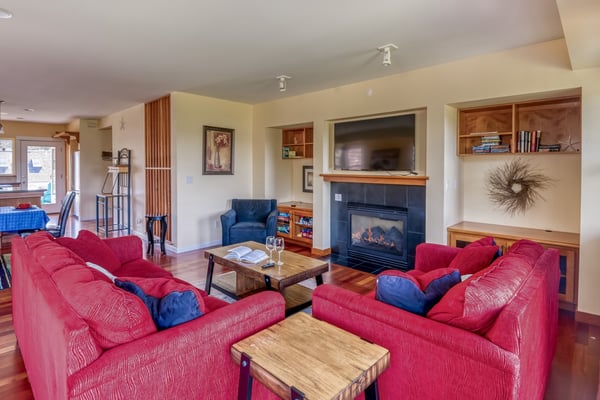 Living Room with Fireplace