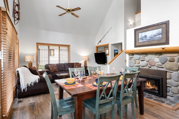 Dining Area and Fireplace