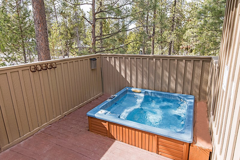 Hot Tub Wallowa with Western Charm