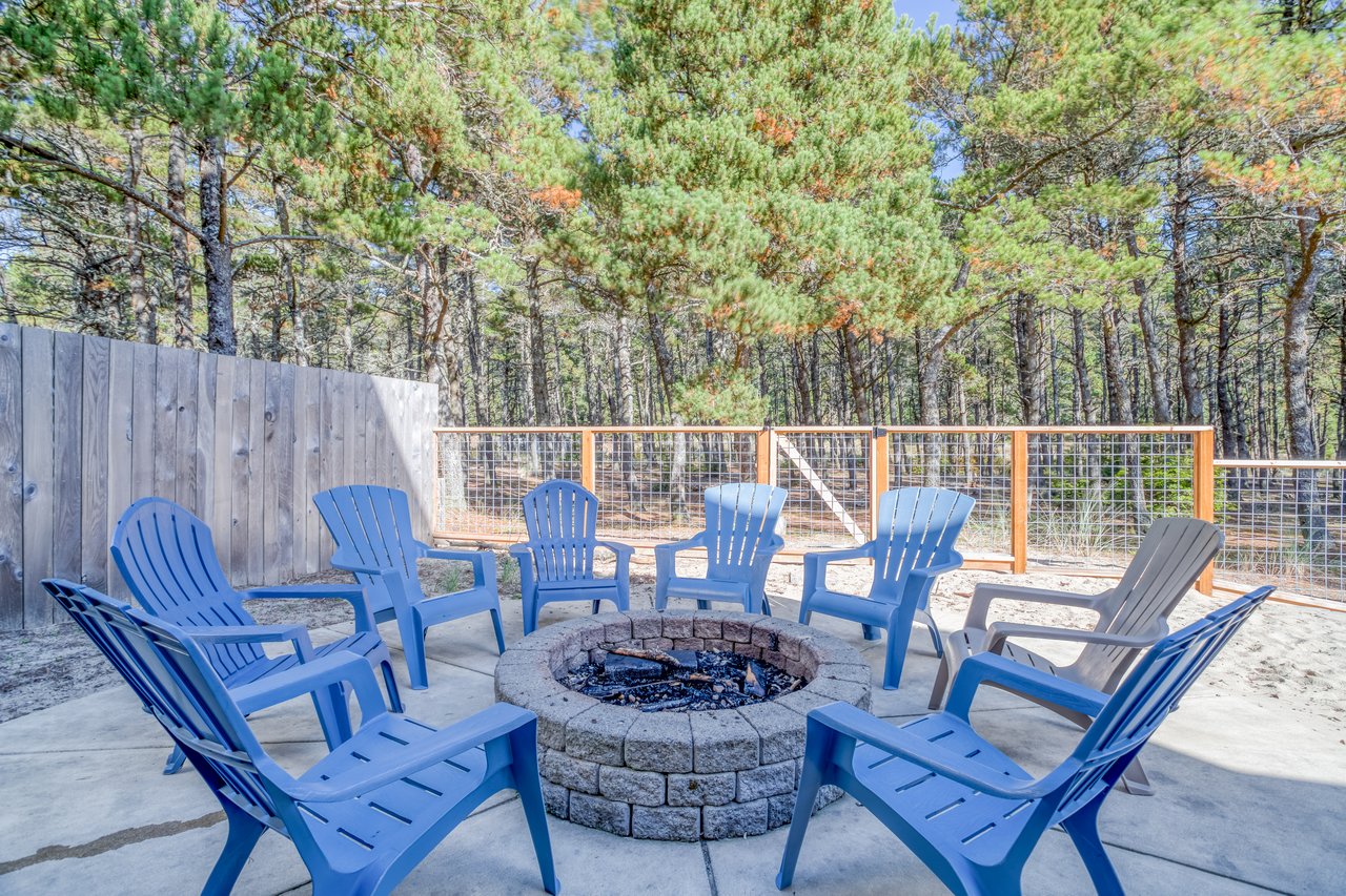 Outdoor seating with luscious tree view