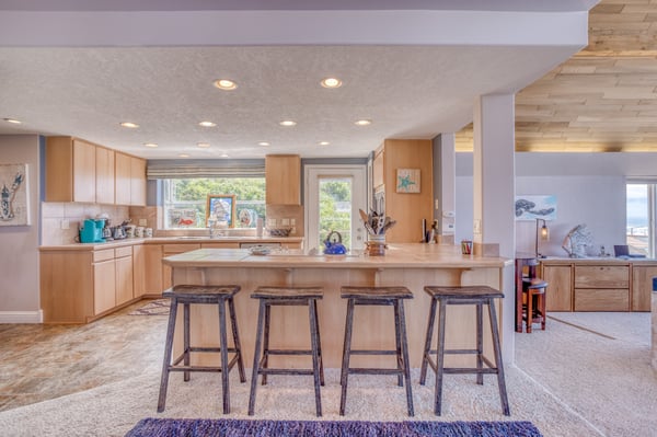 Breakfast Table with high chair