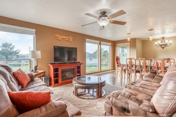 Living Room Bungalow by the Bay