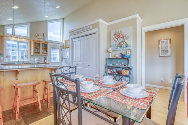 Dining Room with cutlery