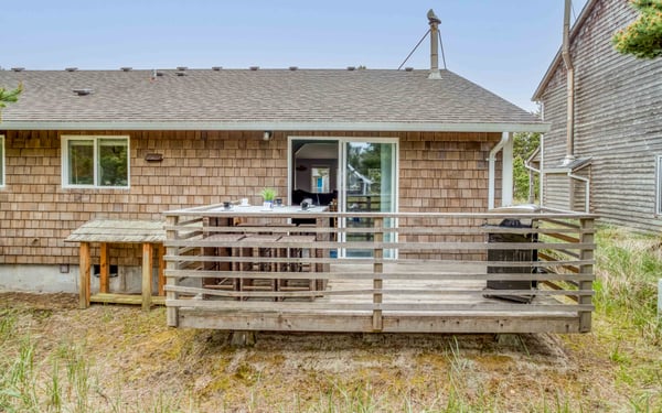 Outdoor view of the deck space