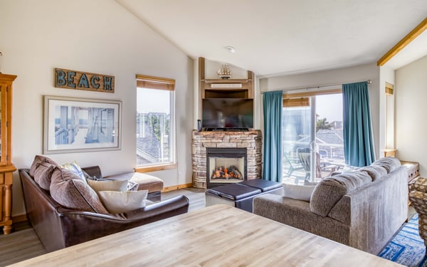 Living Room with cozy fireplace