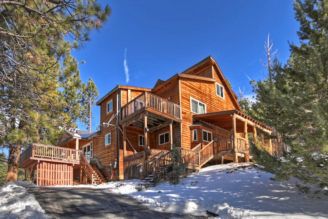 Custom Log Cabin