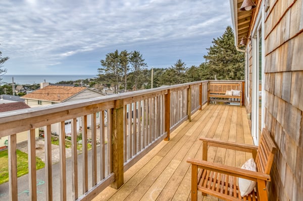 Bannikov Beach House Deck