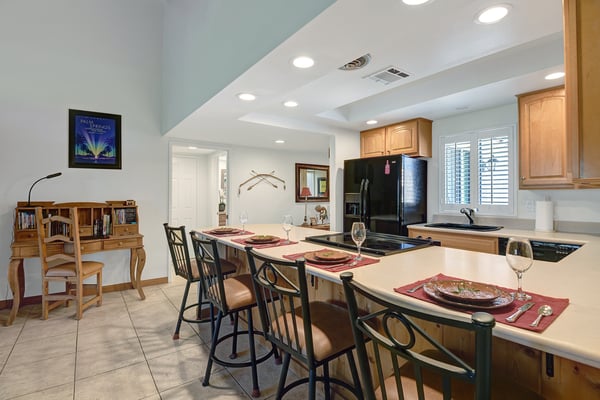 KITCHEN COUNTER TOP