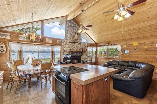 Dining Room Area with Beautiful View