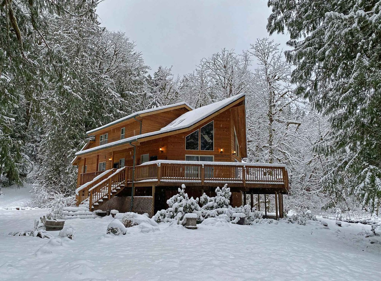 Salmon River Chalet-59